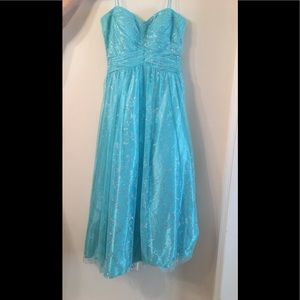 Blue prom dress